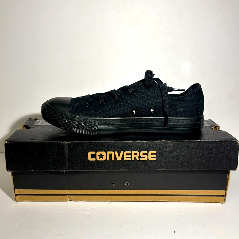 Kid’s Converse Chuck Taylor All Star Ox. Black Monochrome Size 3